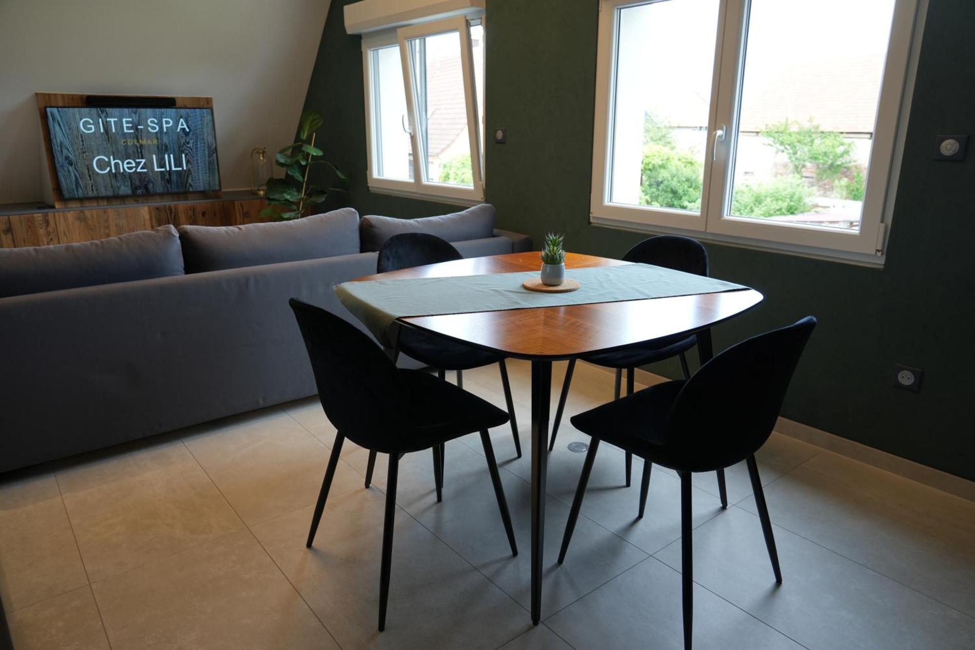 Gite Spa L'Atelier Emile - Spa Privatif - 5 Min Colmar Sainte-Croix-en-Plaine 객실 사진